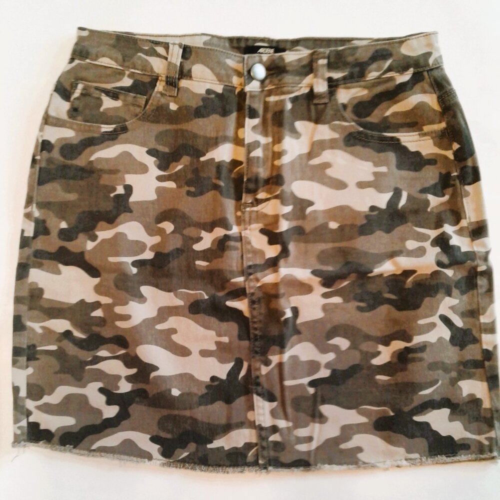 Ardene- woman skirt - size M